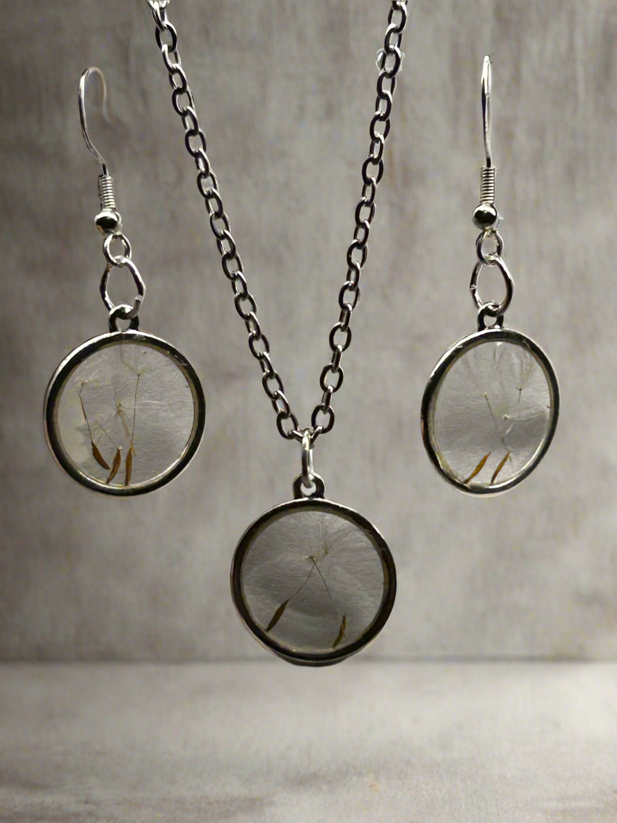 Hypoallergenic necklace earrings set from the Make A Wish Collection